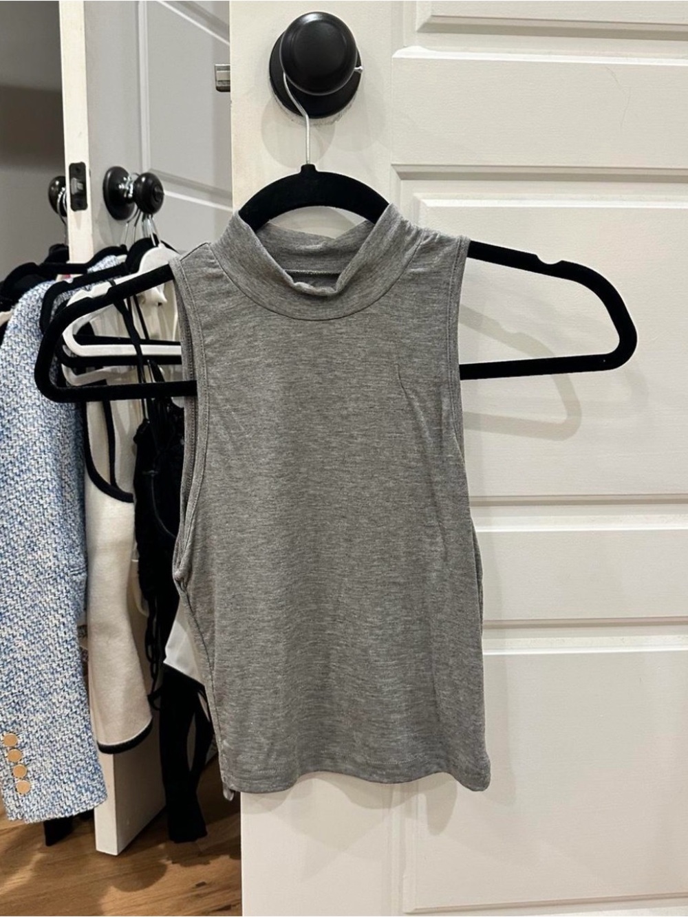 Sleeveless Mock Neck Tank Top - Gray